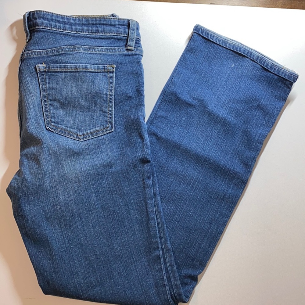 Gap Premium Bootcut Jeans Size:10/ 30" waist x 32" length. **Note Desc…